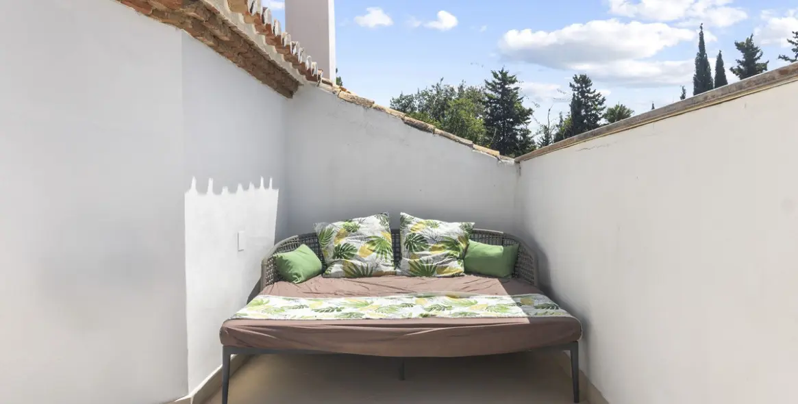 Long-term rent of townhouse in Nagüeles 61