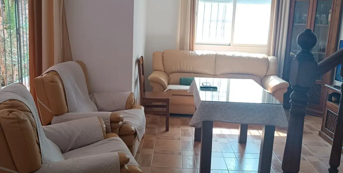 Sale of townhouse in Estepona 10