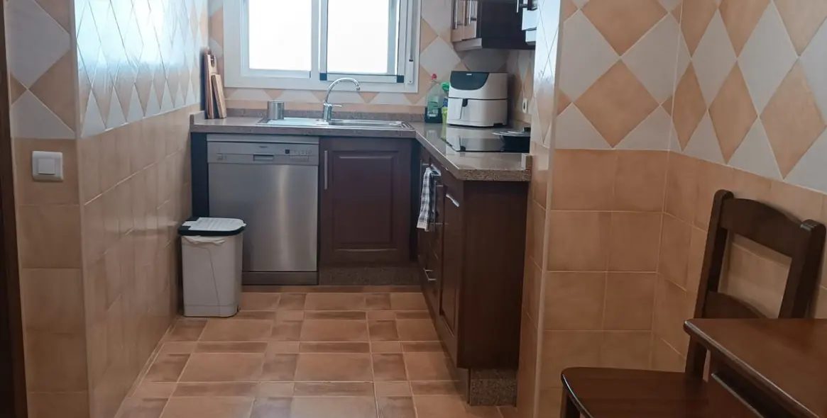 Sale of townhouse in Estepona 12
