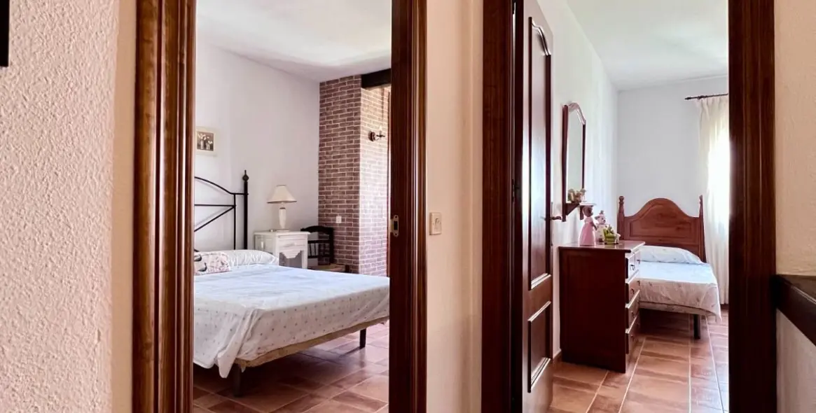 Sale of townhouse in Estepona 35