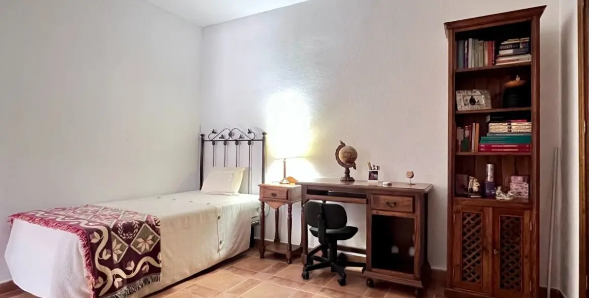 Sale of townhouse in Estepona 36