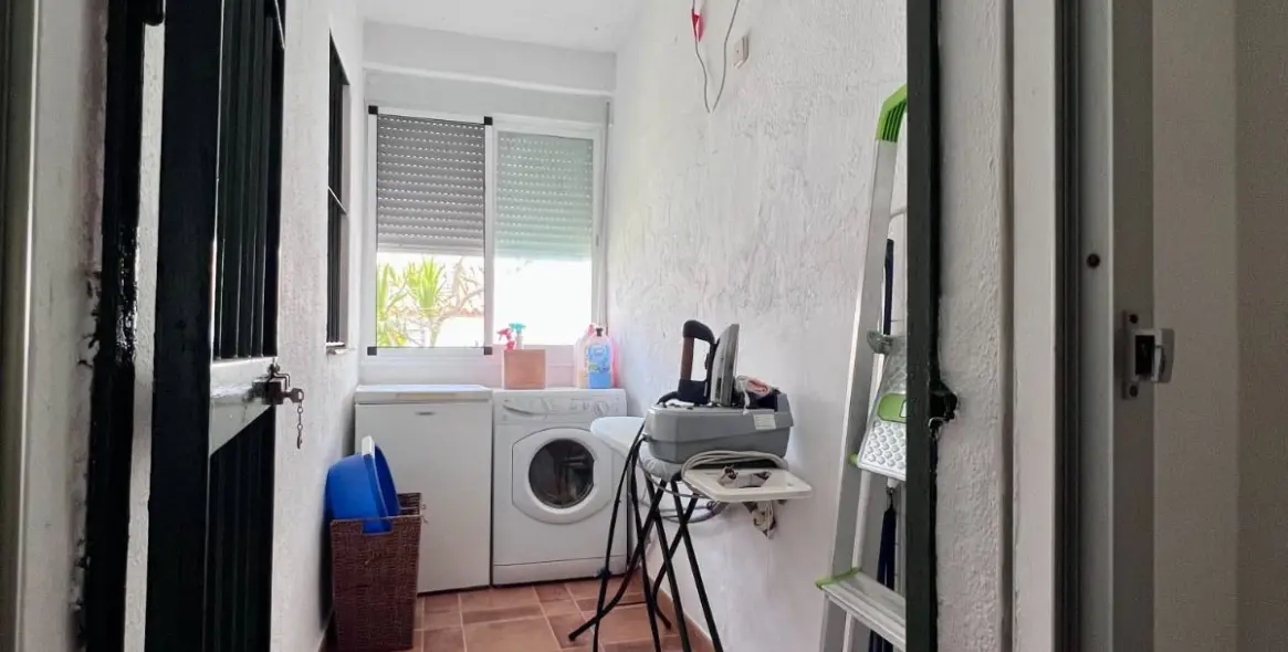 Sale of townhouse in Estepona 38