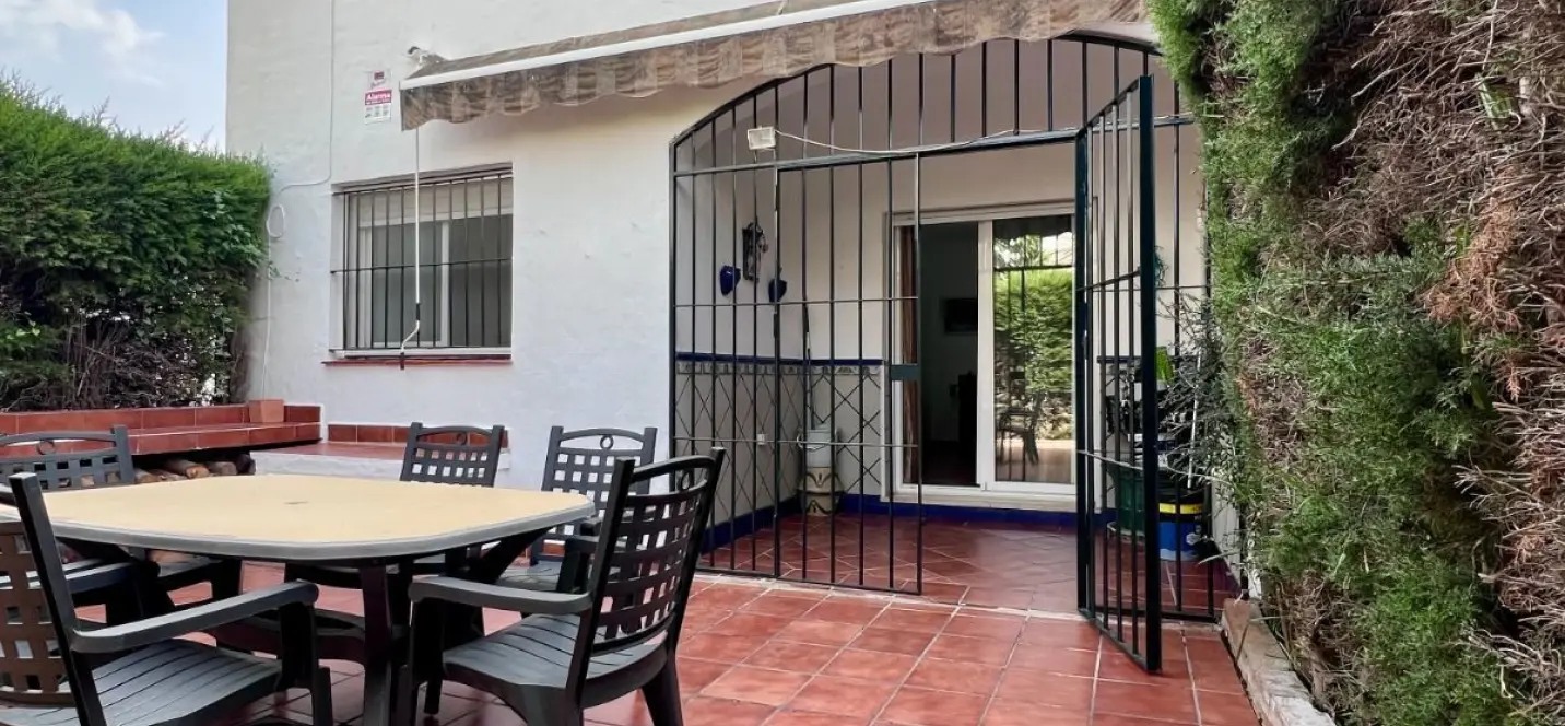 Venta de adosado en Estepona 0
