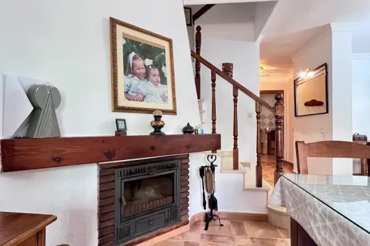 Image 8 thumb