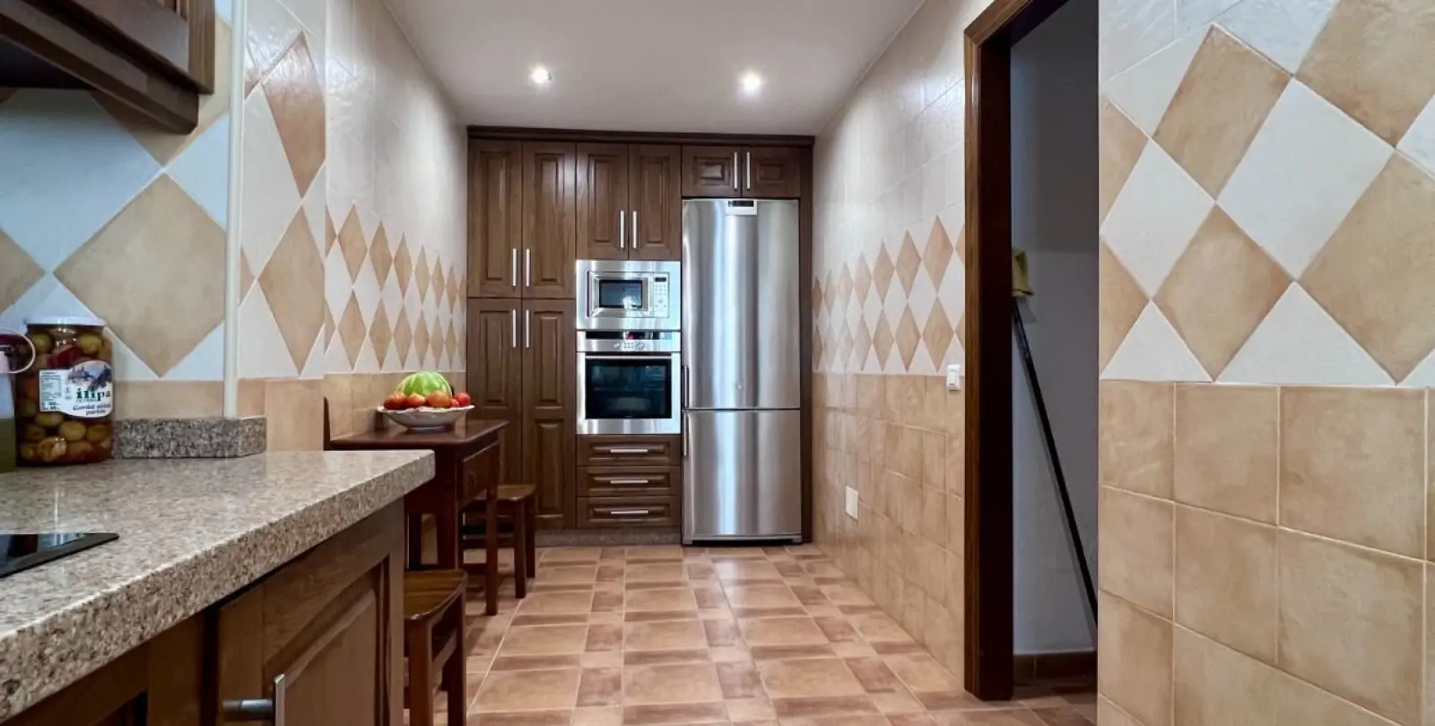 Sale of townhouse in Estepona 18