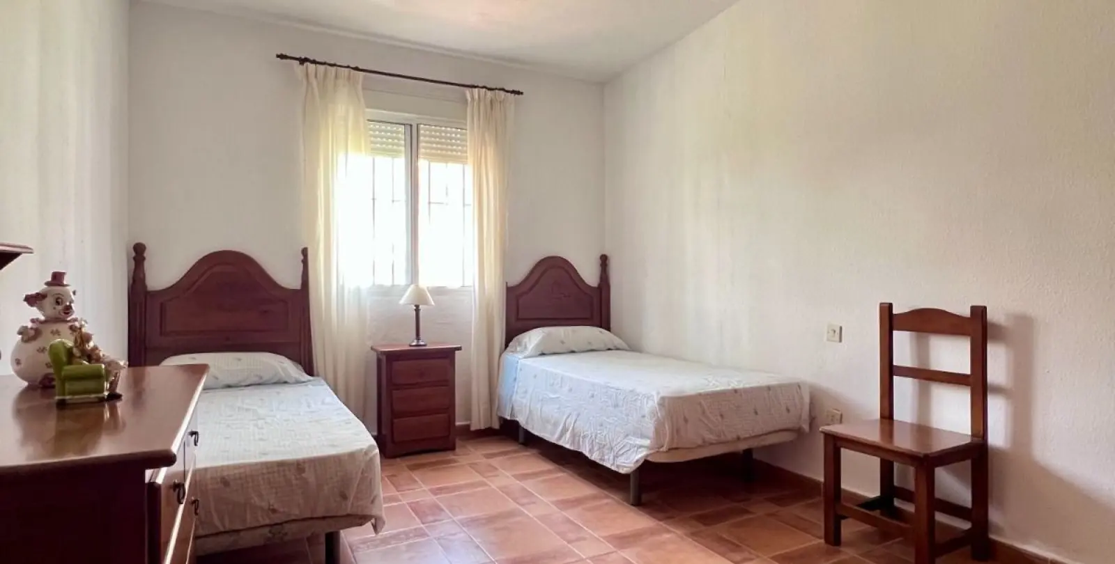 Sale of townhouse in Estepona 25