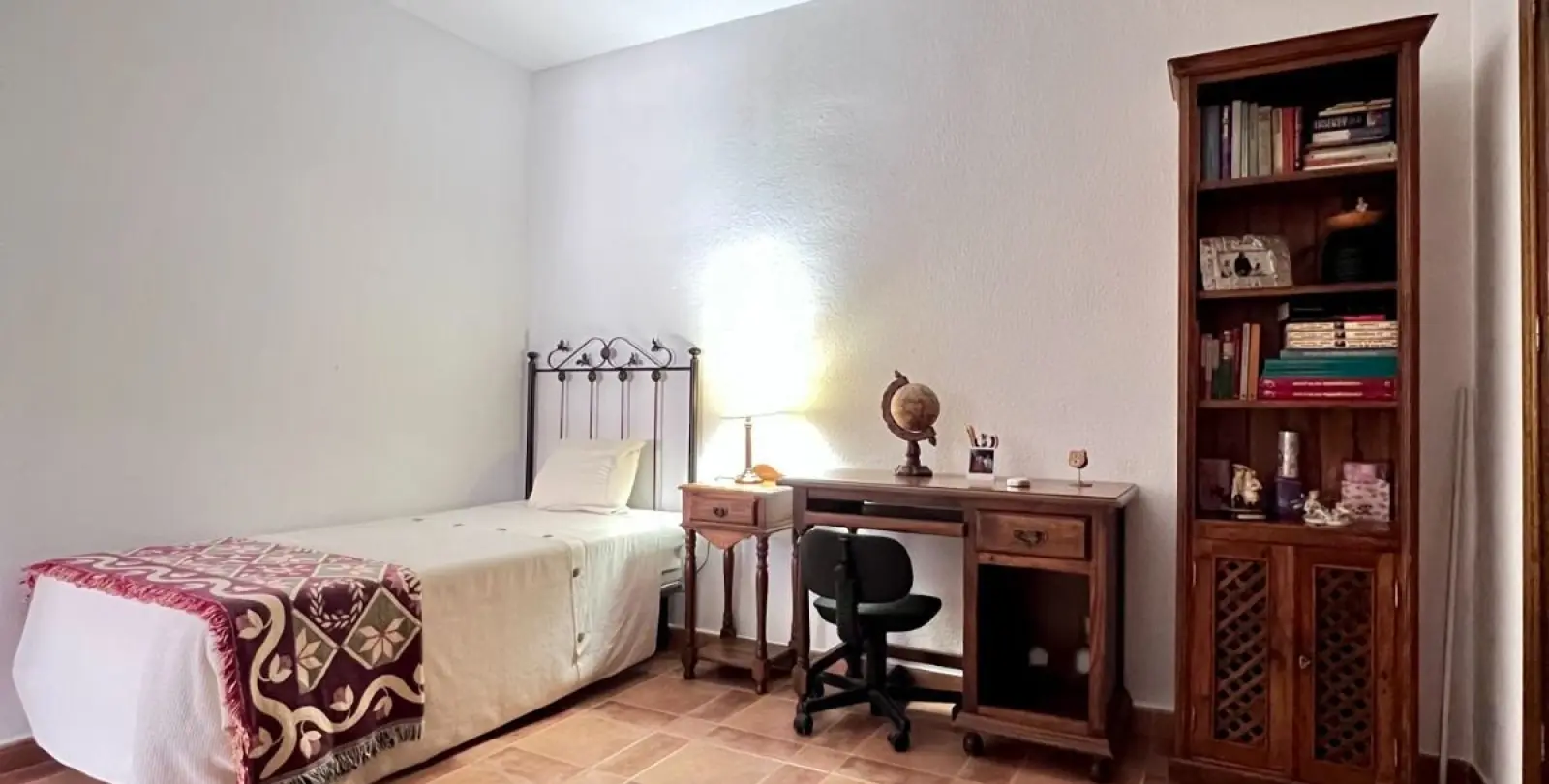 Sale of townhouse in Estepona 35