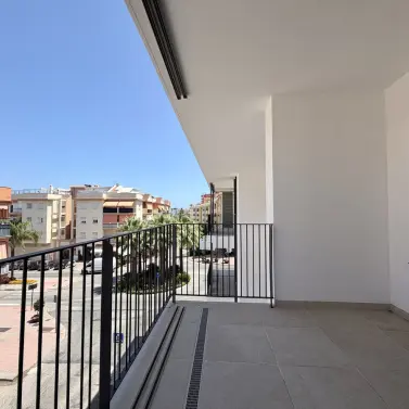 Продажа апартаментов на среднем этаже в Estepona