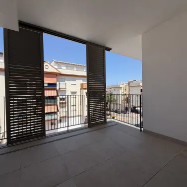 Продажа апартаментов на среднем этаже в Estepona