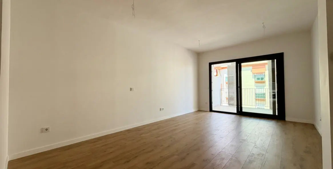 Продажа апартаментов на среднем этаже в Estepona 6