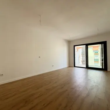 Продажа апартаментов на среднем этаже в Estepona