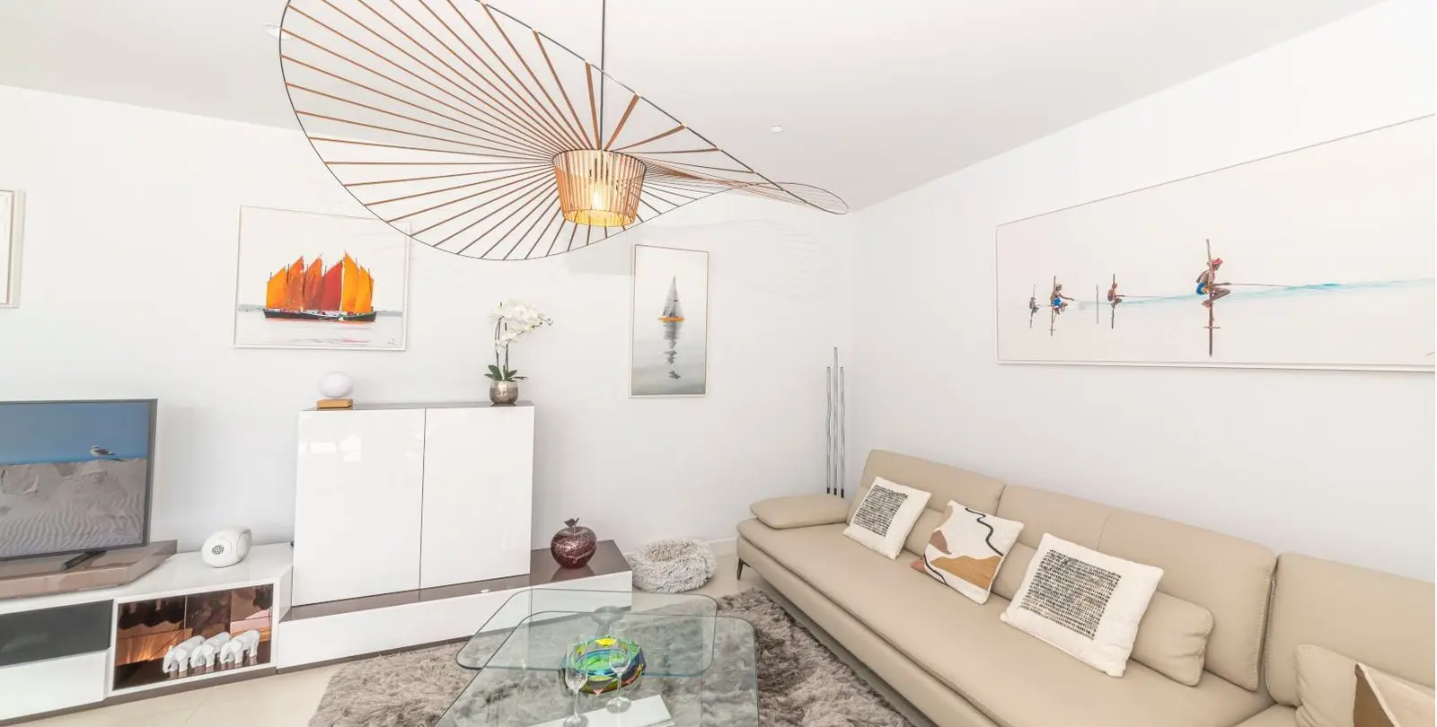 Sale of middle floor apartment in Fuengirola 10