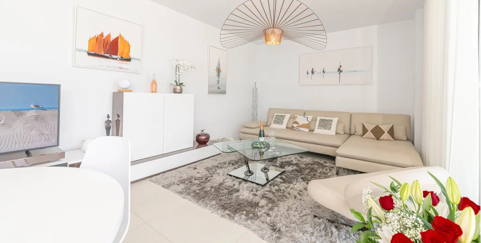 Sale of middle floor apartment in Fuengirola 12
