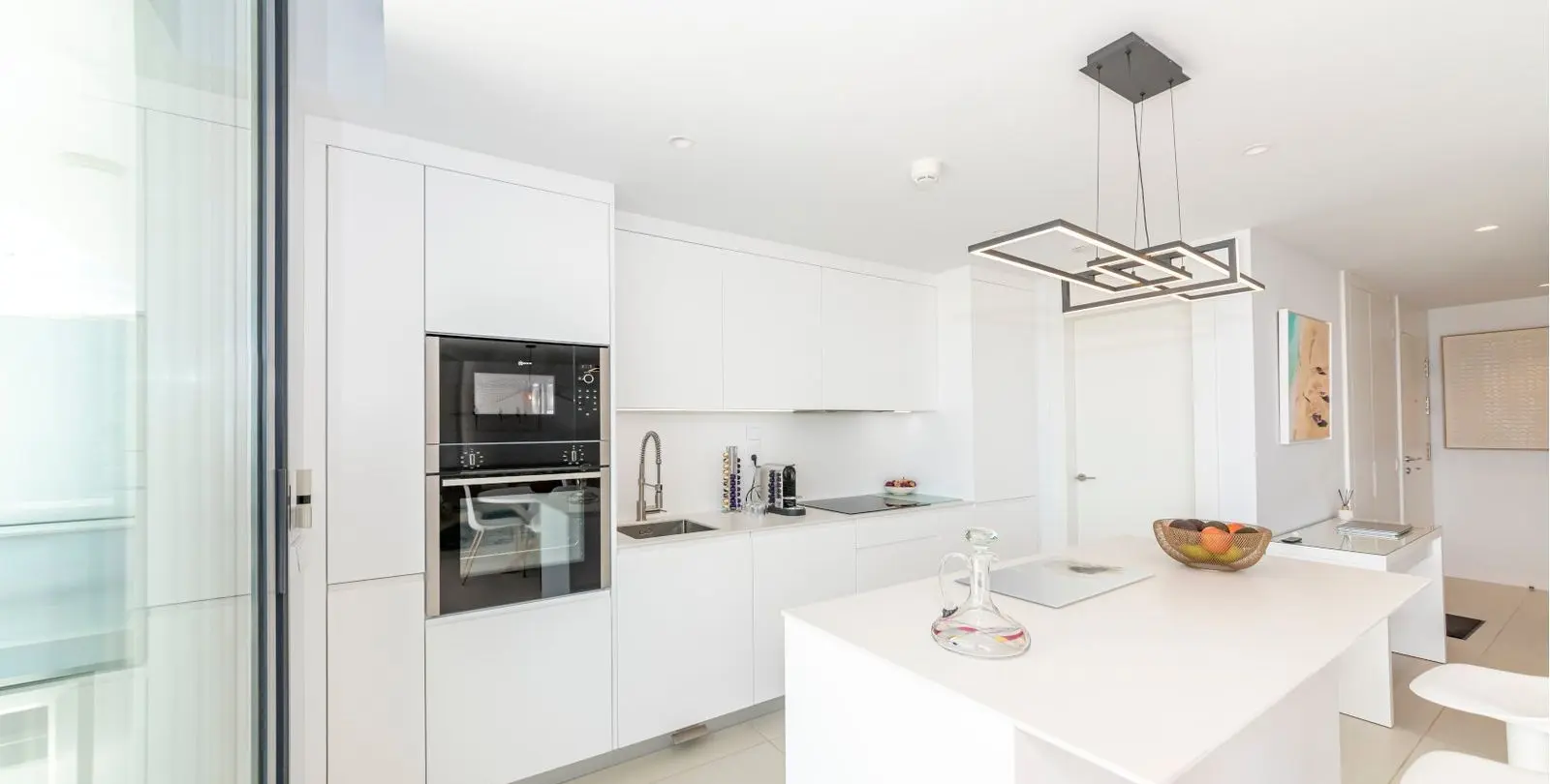 Sale of middle floor apartment in Fuengirola 18