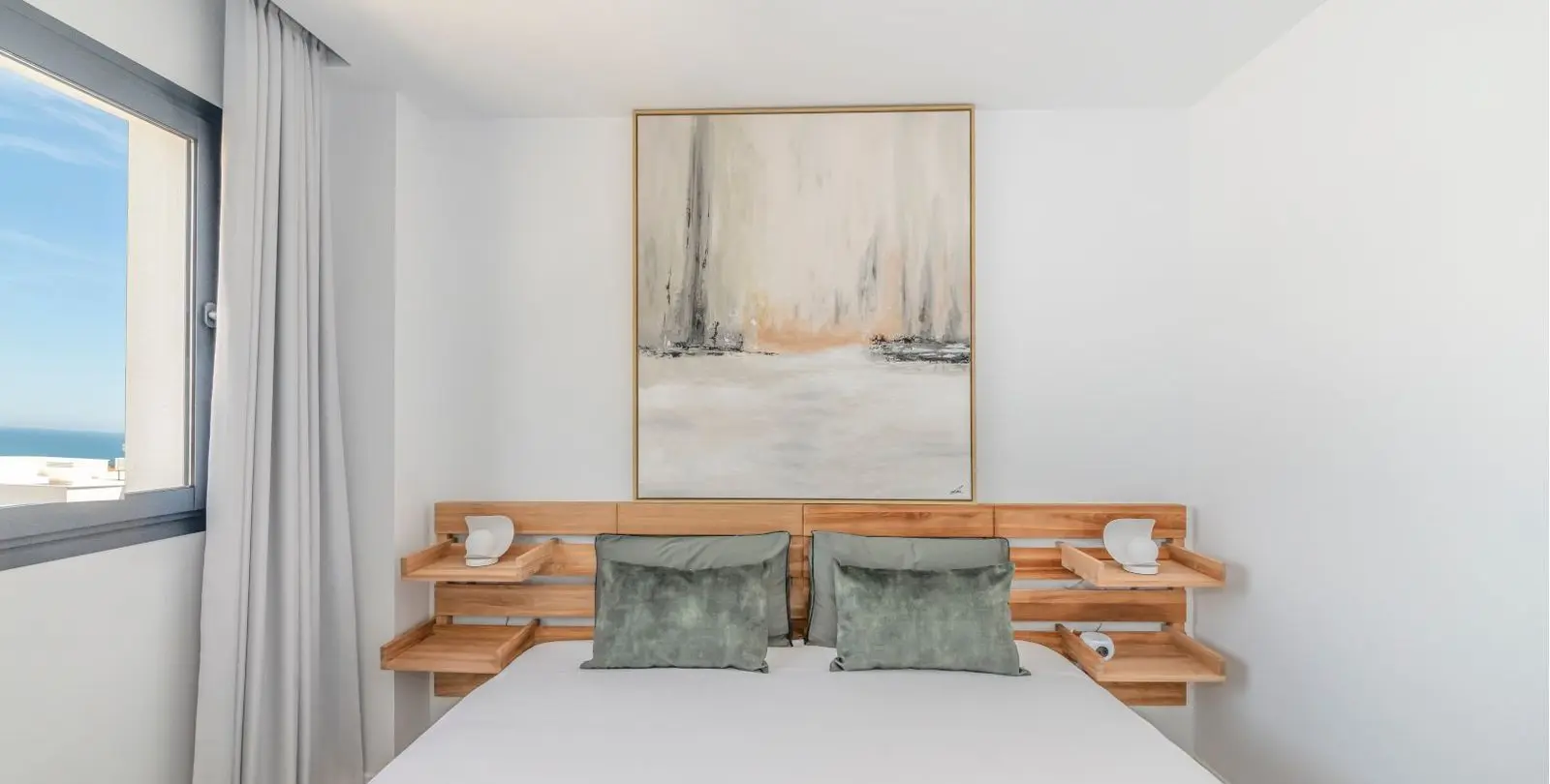 Sale of middle floor apartment in Fuengirola 22