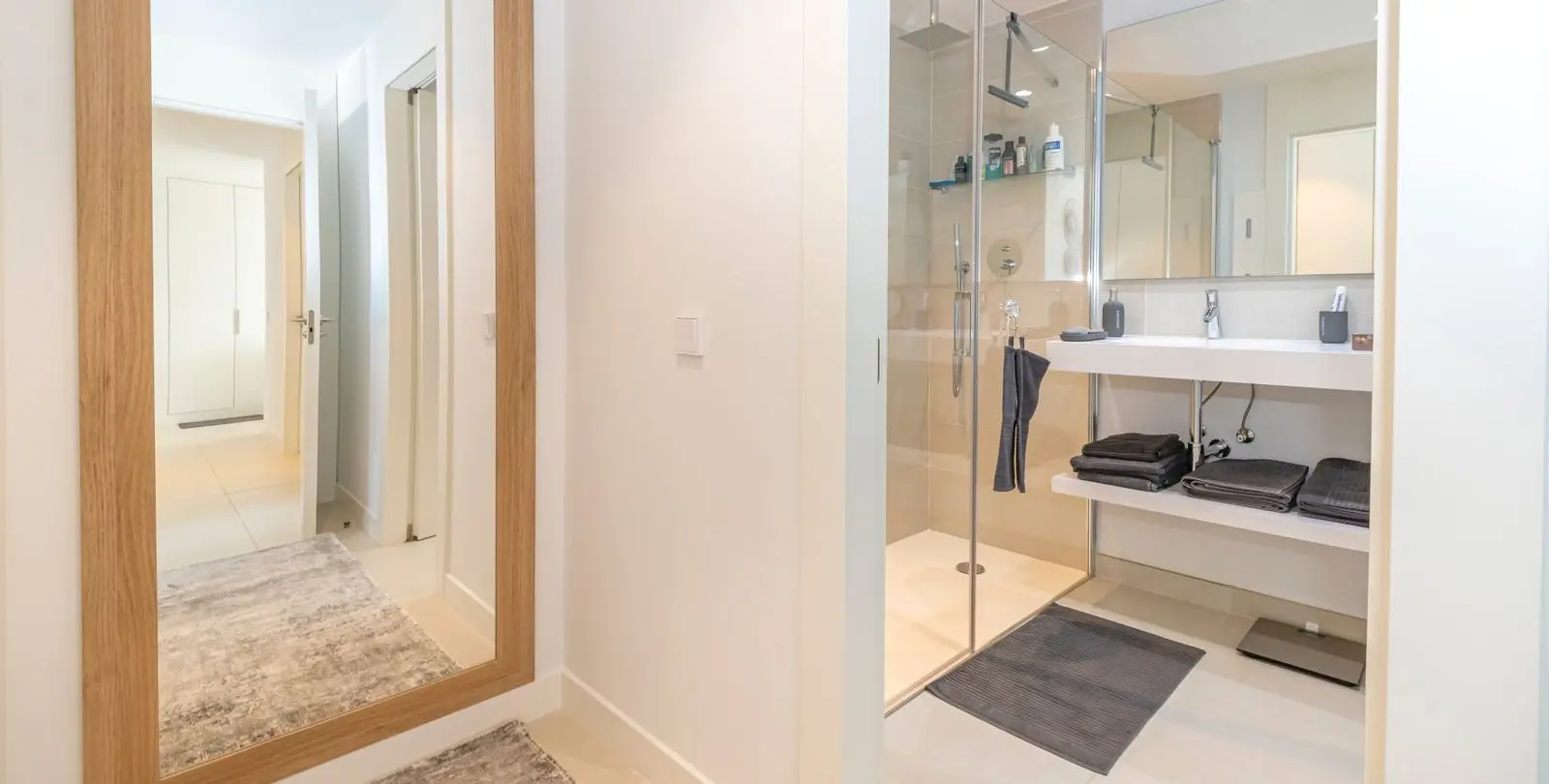 Sale of middle floor apartment in Fuengirola 23