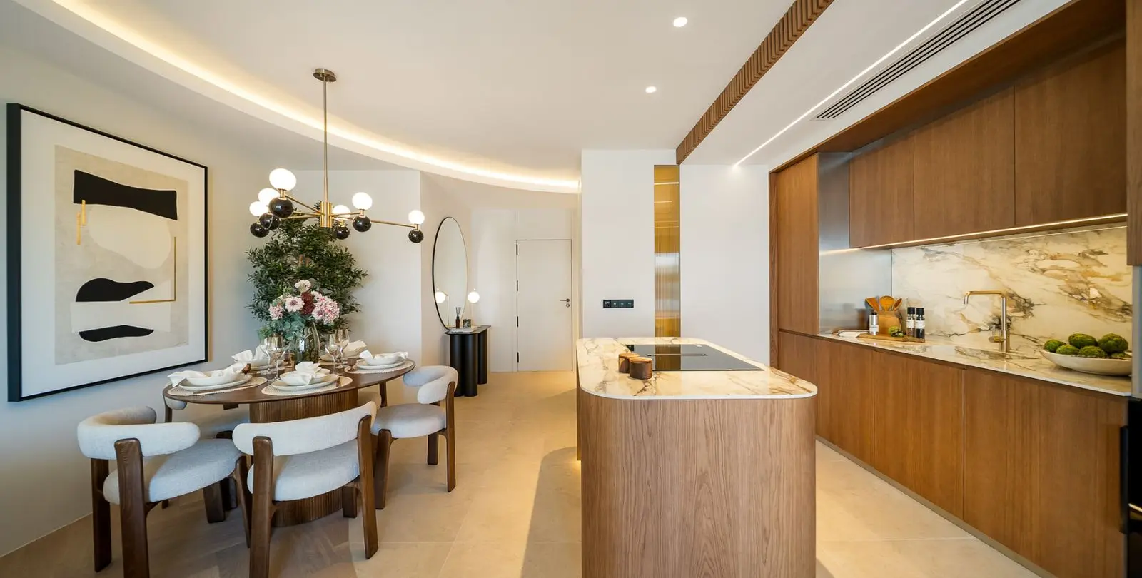 Продажа апартаментов на среднем этаже в The Golden Mile 12
