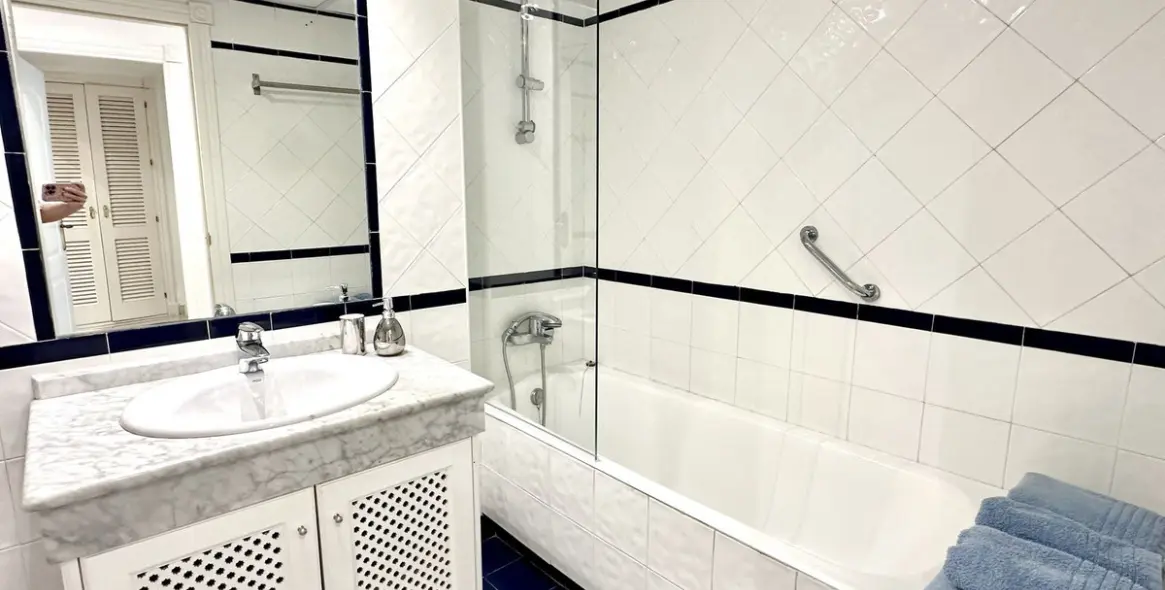 Long-term rent of ground floor apartment in San Pedro de Alcántara 20