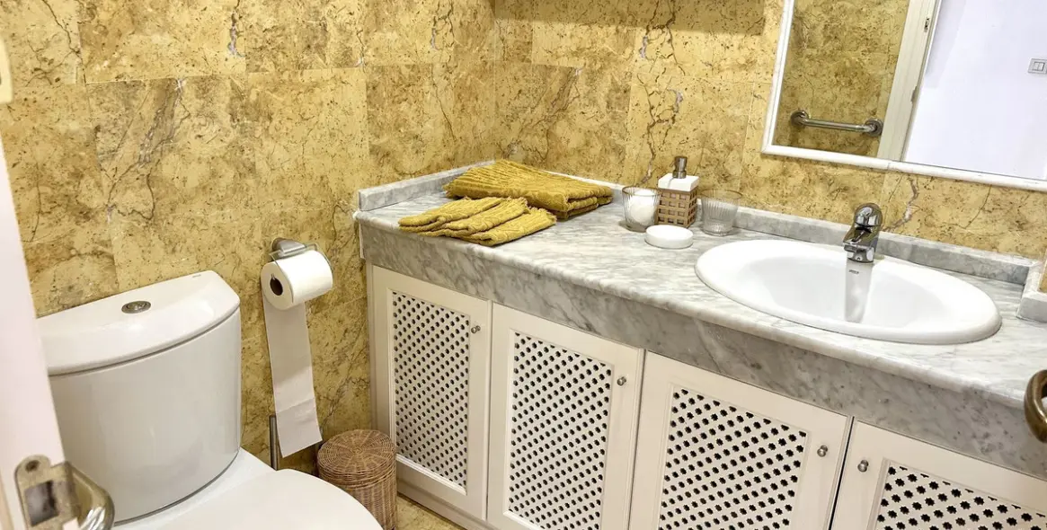 Long-term rent of ground floor apartment in San Pedro de Alcántara 28