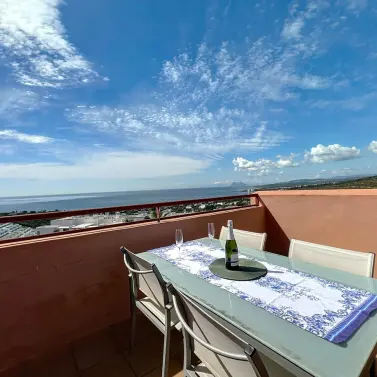 Sale of penthouse in Manilva