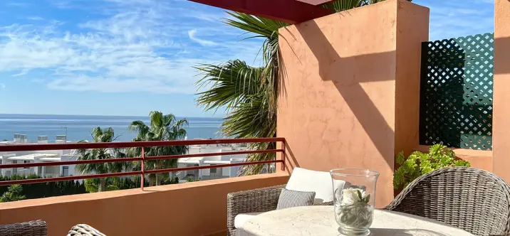 Sale of penthouse in Manilva 1