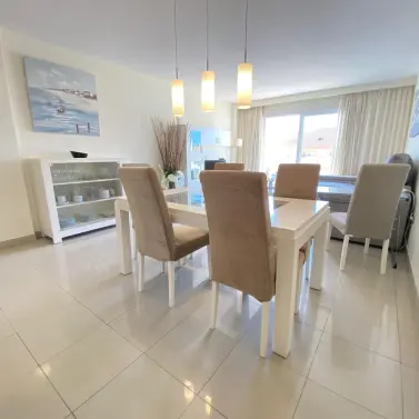 Продажа апартаментов на среднем этаже в Estepona