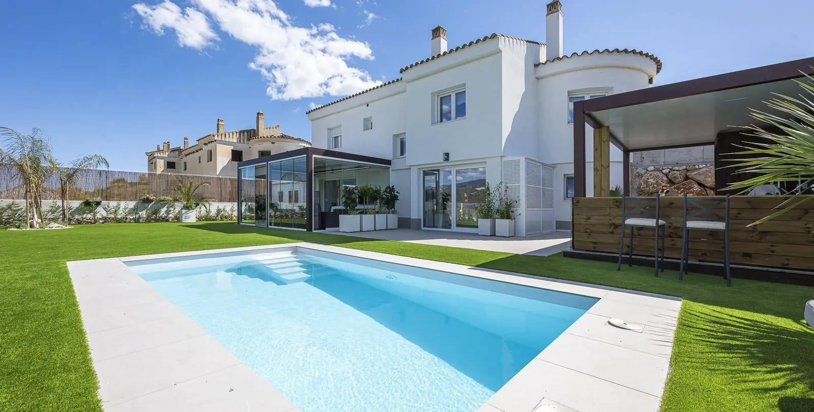 Sale of detached villa in La Viñuela 1