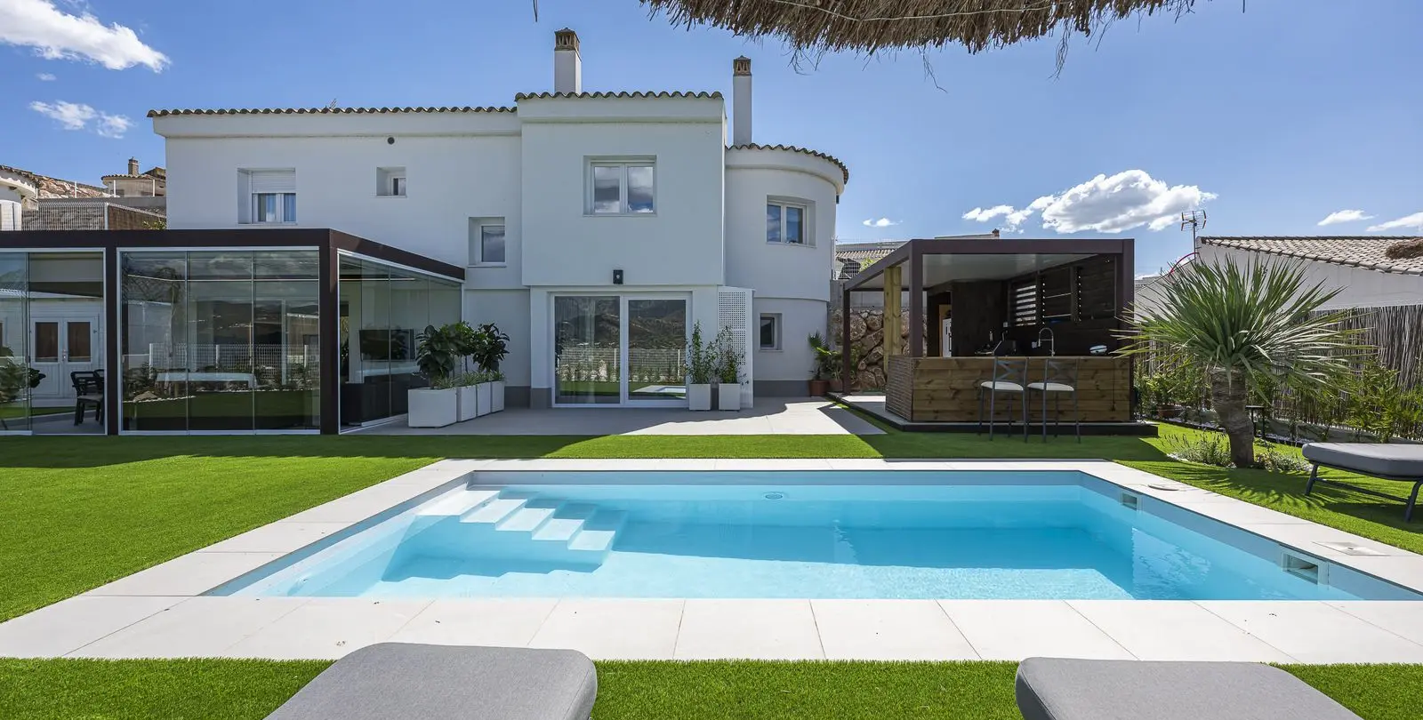 Sale of detached villa in La Viñuela 3