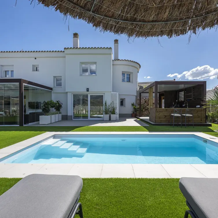 Sale of detached villa in La Viñuela