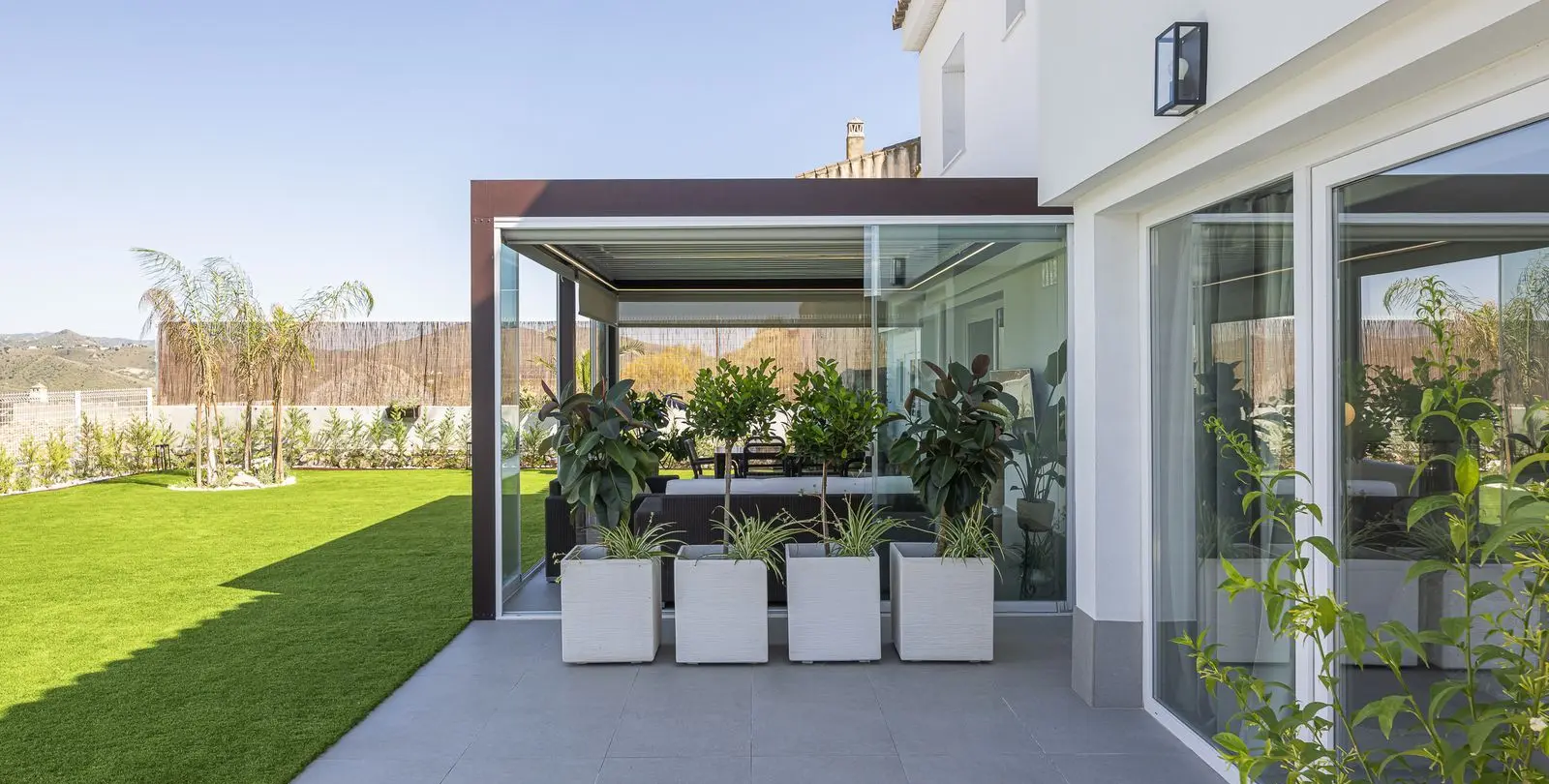 Sale of detached villa in La Viñuela 18