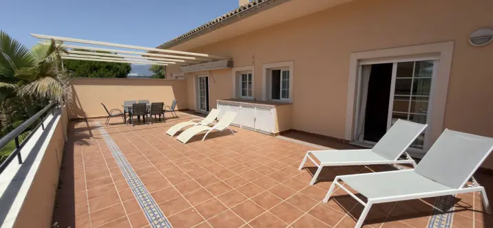 Продажа пентхауса в Elviria 2