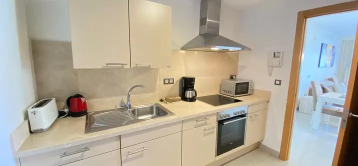 Sale of ground floor apartment in Estepona 3