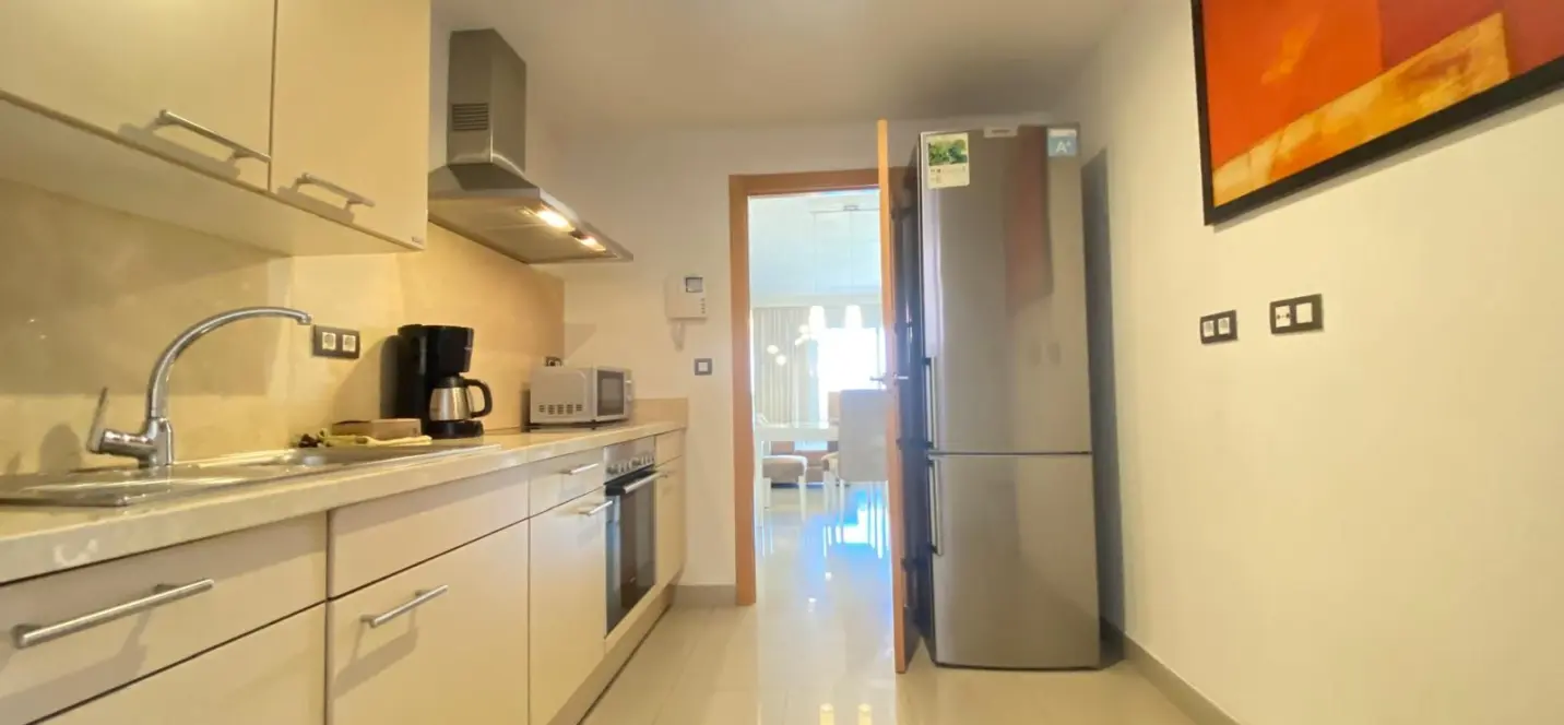 Продажа апартаментов на первом этаже в Estepona 2