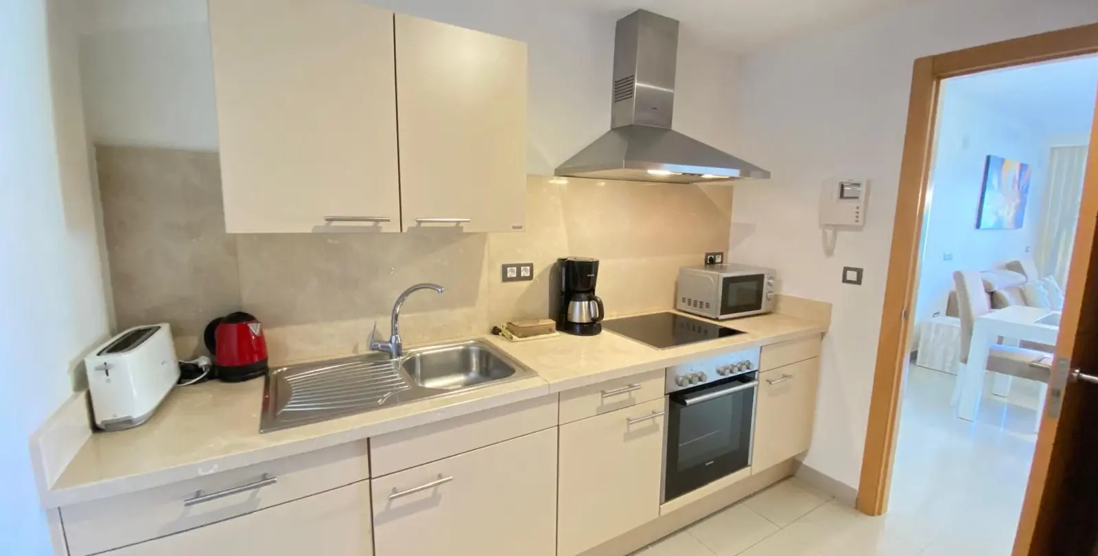 Sale of ground floor apartment in Estepona 4