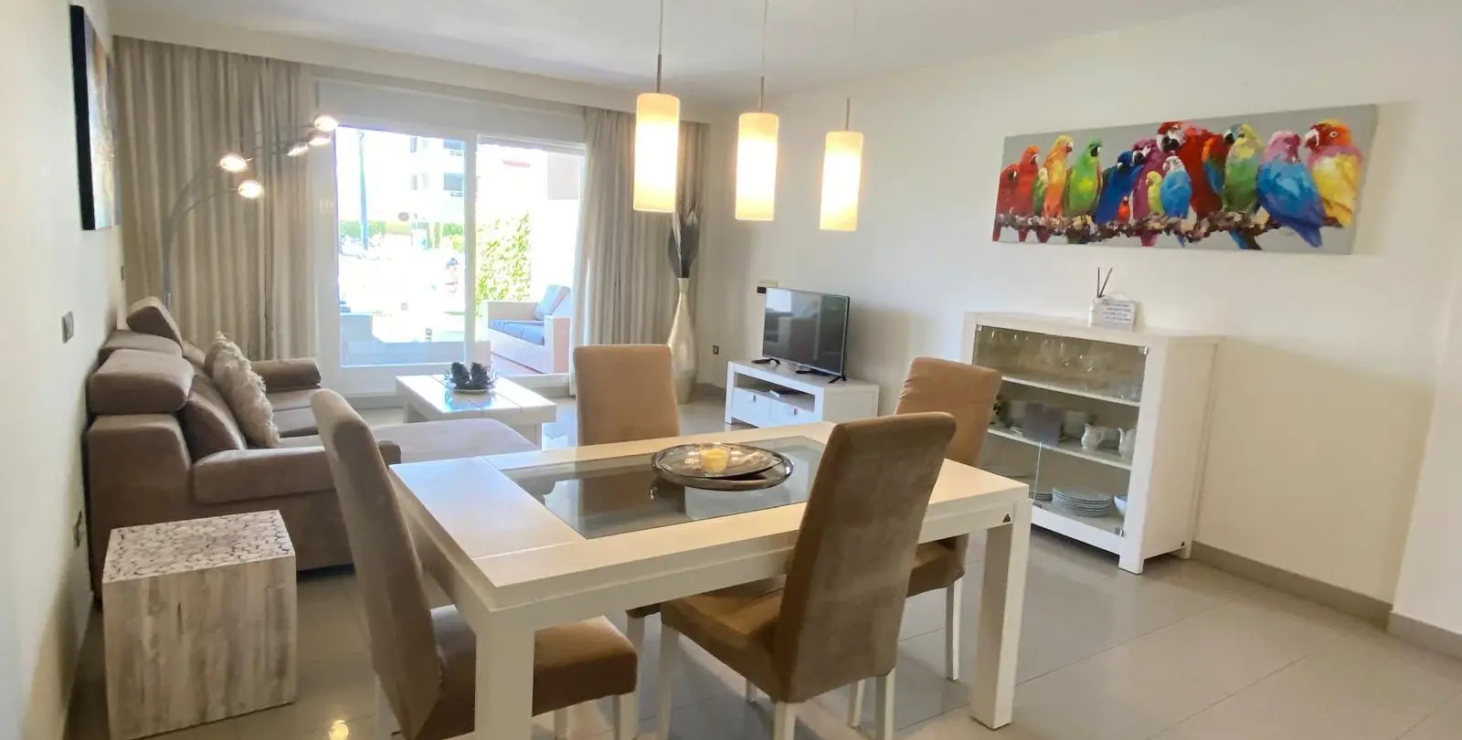 Sale of ground floor apartment in Estepona 6