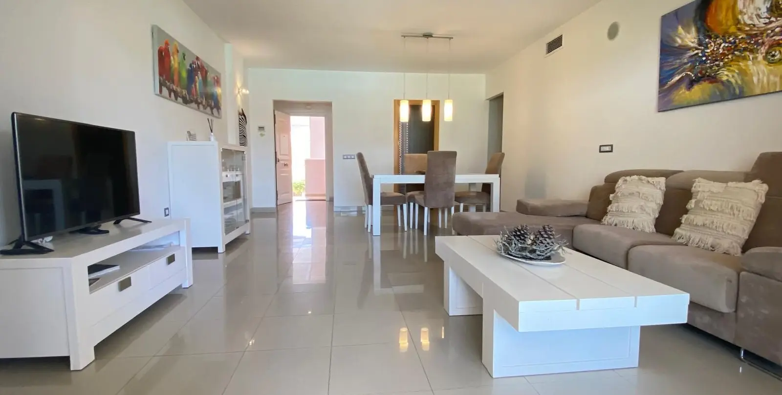 Sale of ground floor apartment in Estepona 8