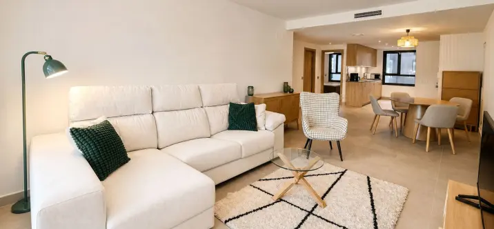 Продажа апартаментов на первом этаже в Casares Playa 4