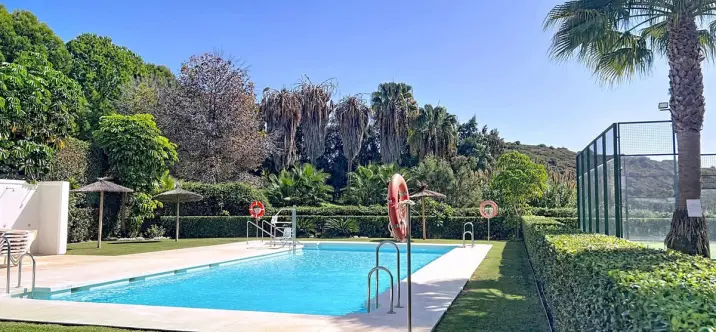 Venta de apartamento en planta baja en Casares 0