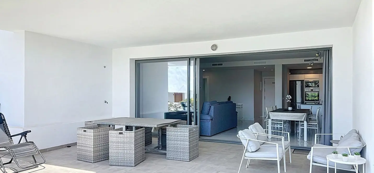 Venta de apartamento en planta baja en Casares 3