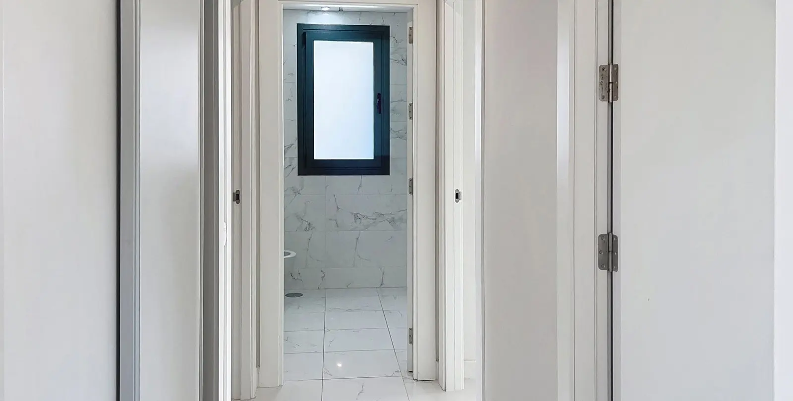 Продажа апартаментов на первом этаже в Casares 13