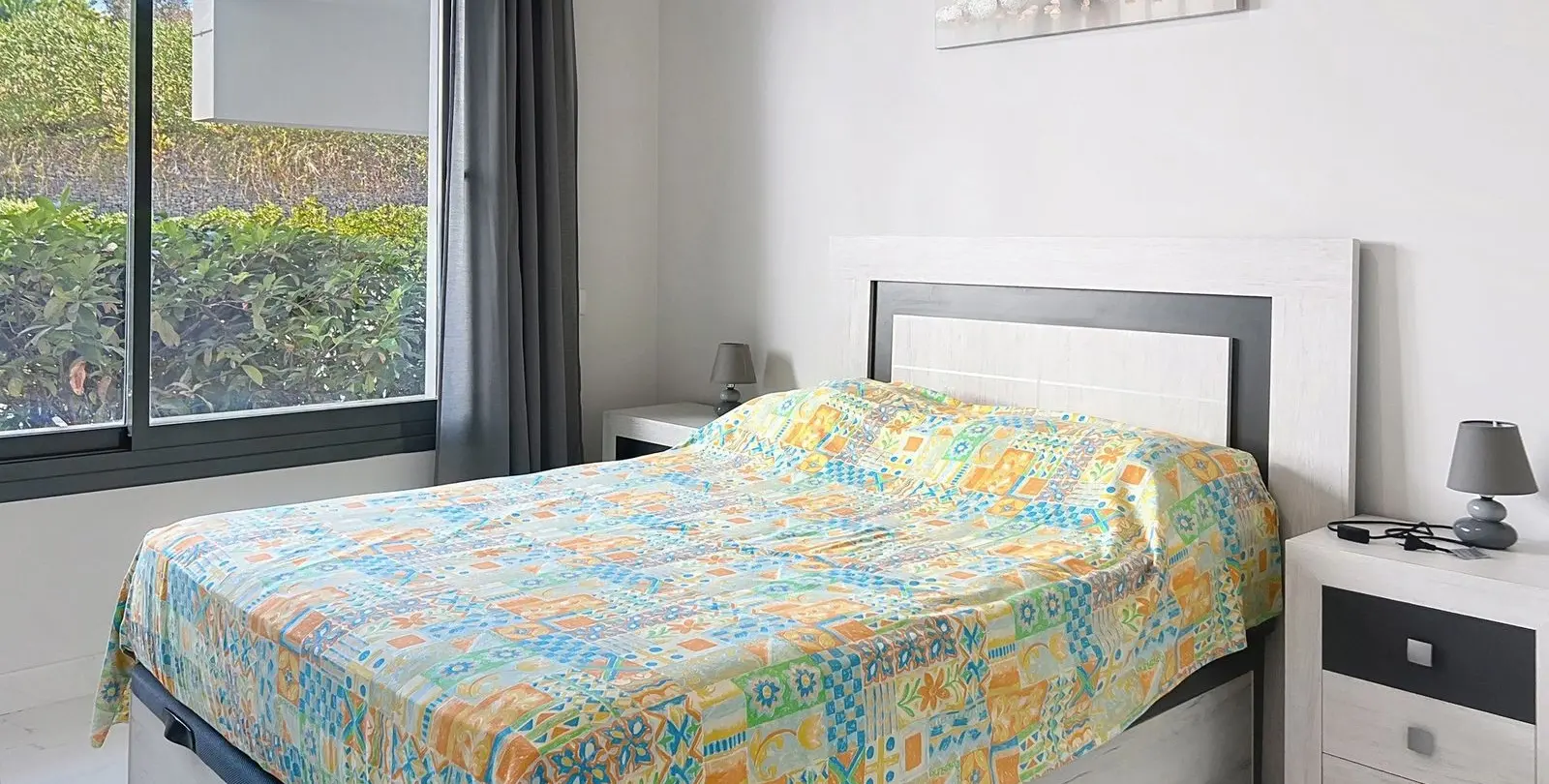 Продажа апартаментов на первом этаже в Casares 14
