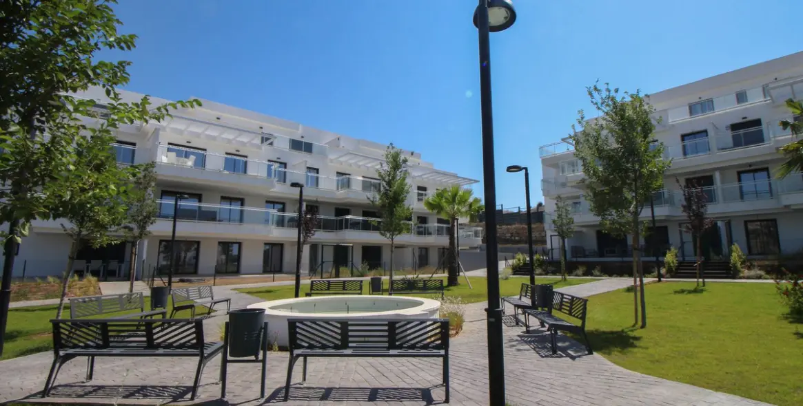 Sale of penthouse in La Cala de Mijas 25