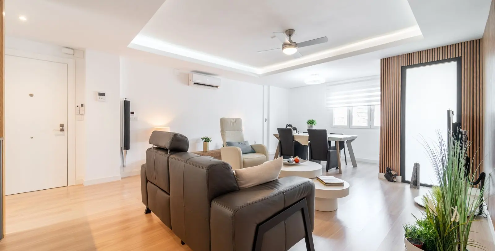 Sale of middle floor apartment in Málaga Centro 5