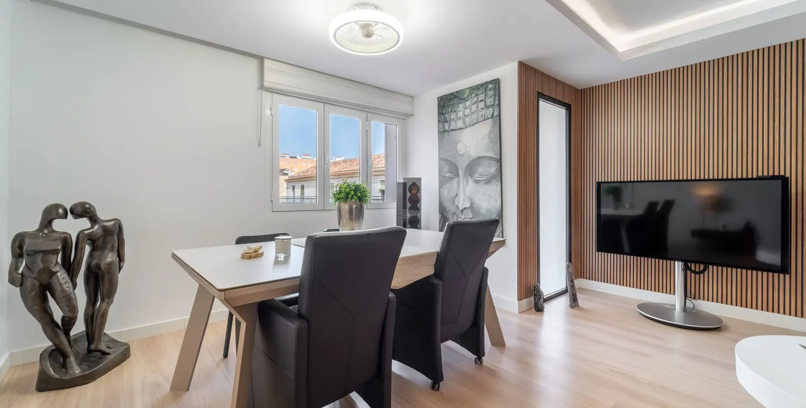 Sale of middle floor apartment in Málaga Centro 7