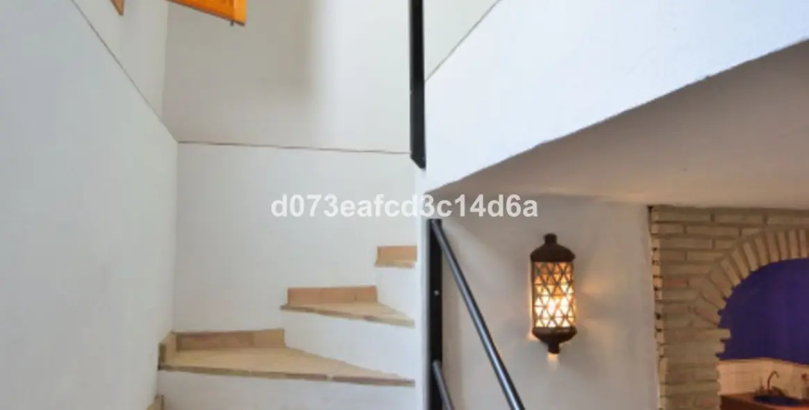 Продажа  отдельно стоящей виллы в Arriate 71