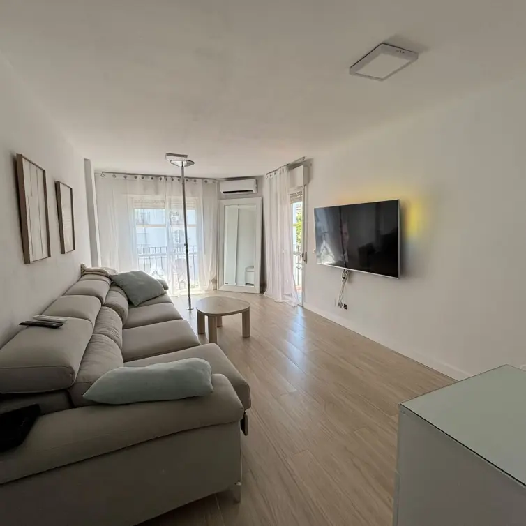 Sale of penthouse in Estepona