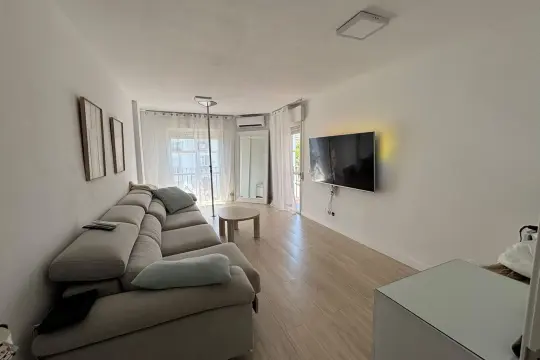 Image 4 thumb