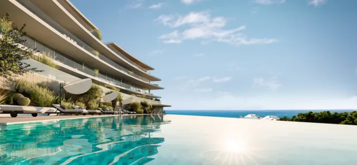Sale of middle floor apartment in Fuengirola 0