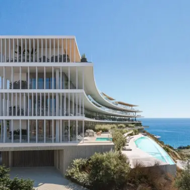 Sale of middle floor apartment in Fuengirola