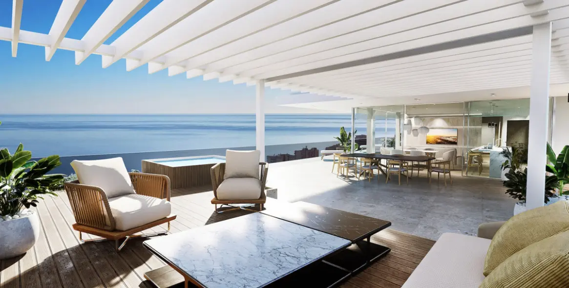 Sale of middle floor apartment in Fuengirola 6